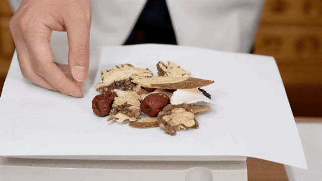 담적 진료에 쓰는 한약재